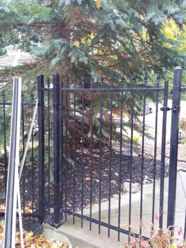 00003 Aluminum Gates