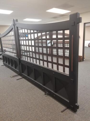 00019 Aluminum Gates