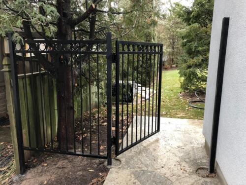 00031 Aluminum Gates