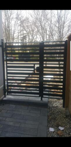 00037 Aluminum Gates