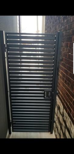 00039 Aluminum Gates