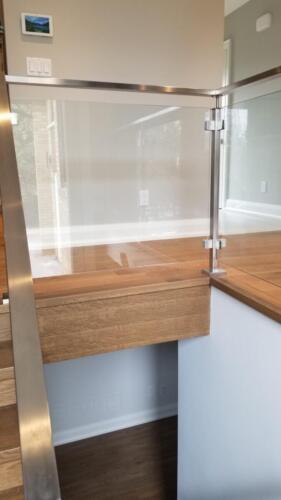 00120 Indoor Glass Railings