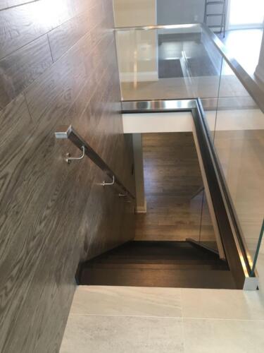 00123 Indoor Glass Railings