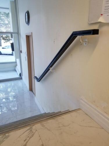 00136 Indoor Handrails