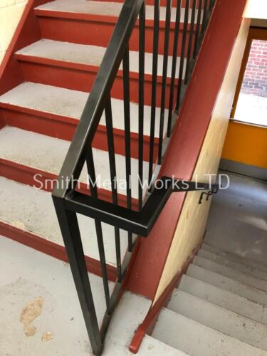 00169 Indoor Modern Railings