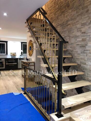 00186 Indoor Modern Railings