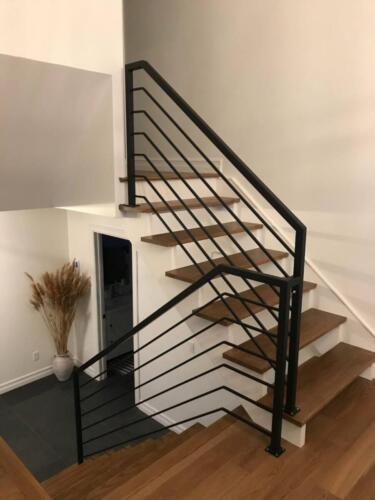 00235 Indoor Modern Railings