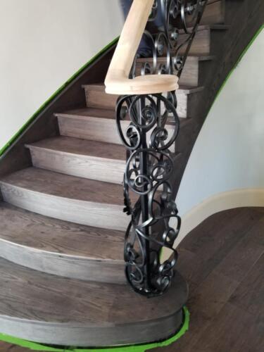 00290 Indoor Wrought Iron Railings