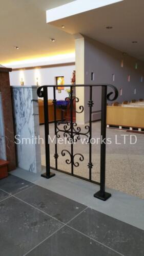 00315 Indoor Wrought Iron Railings