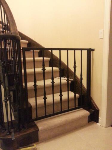 00468 Metal Gates