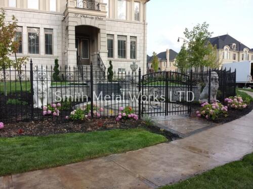 00565 Ornamental Fence