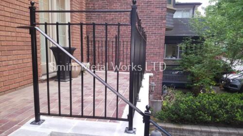 00603 Outdoor Aluminum Railings