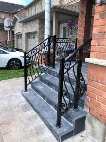 00619 Outdoor Aluminum Railings