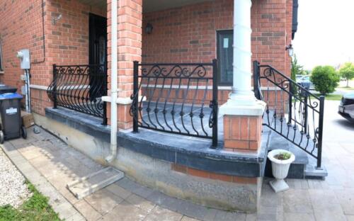 00622 Outdoor Aluminum Railings