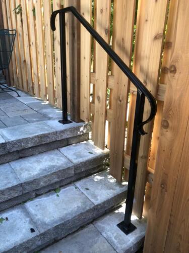 00631 Outdoor Aluminum Railings
