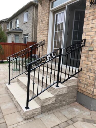 00638 Outdoor Aluminum Railings