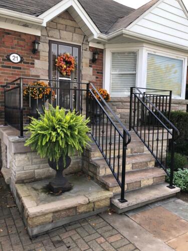 00642 Outdoor Aluminum Railings