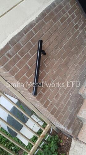 00758 Outdoor Handrails