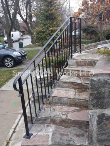 00816 Outdoor Modern Railings