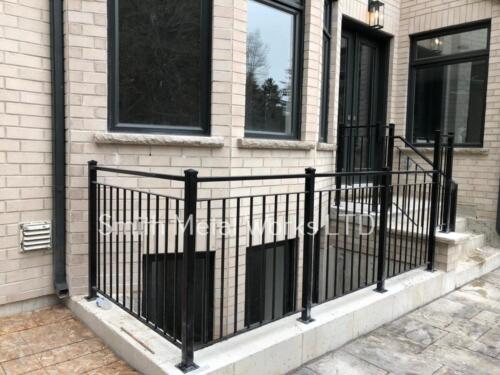 00846 Outdoor Modern Railings