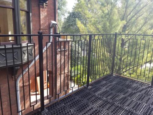 00856 Outdoor Modern Railings