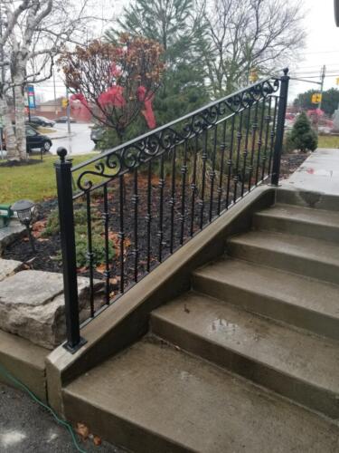 00857 Outdoor Modern Railings