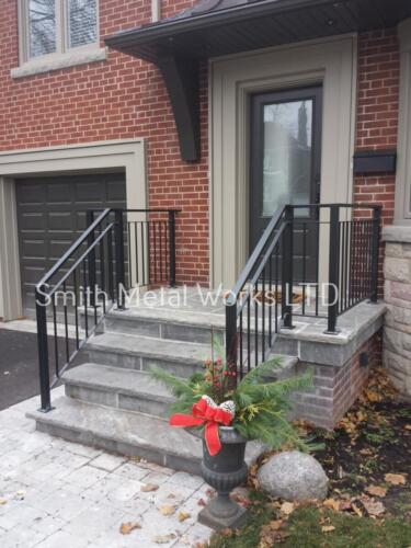 00939 Outdoor Porch Railings