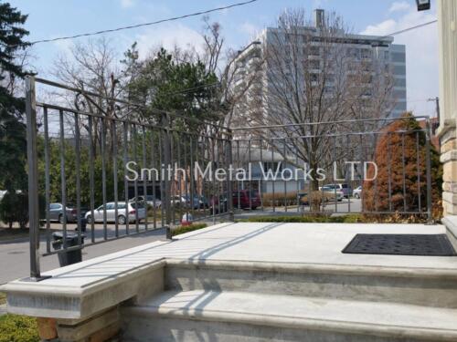 00943 Outdoor Porch Railings