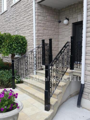 00967 Outdoor Porch Railings