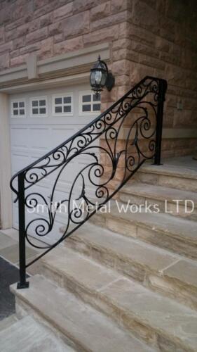 00982 Outdoor Porch Railings