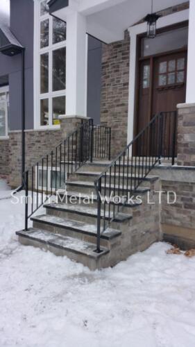 00983 Outdoor Porch Railings