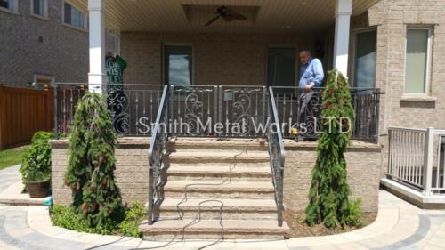 00999 Outdoor Porch Railings
