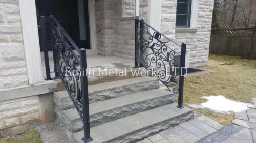01027 Outdoor Porch Railings
