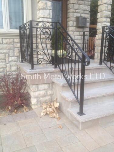 01094 Outdoor Porch Railings