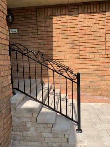 01113 Outdoor Porch Railings
