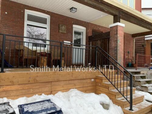 01130 Outdoor Porch Railings