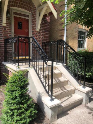 01225 Outdoor Porch Railings