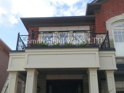 01307 Outdoor Wrought Iron Railings