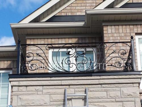 01308 Outdoor Wrought Iron Railings