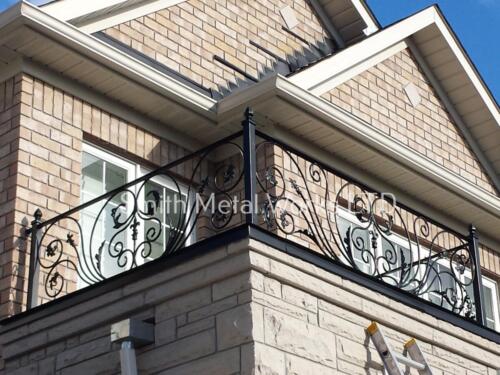 01309 Outdoor Wrought Iron Railings