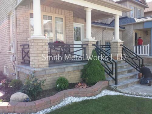01320 Outdoor Wrought Iron Railings