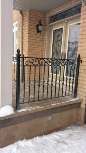 01344 Outdoor Wrought Iron Railings