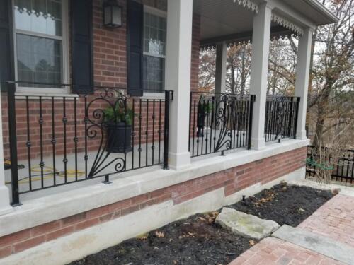 01350 Outdoor Wrought Iron Railings
