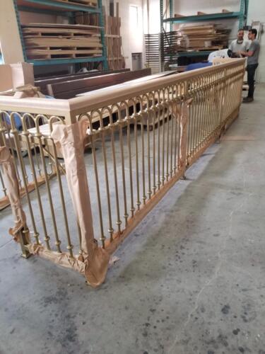 01352 Outdoor Wrought Iron Railings