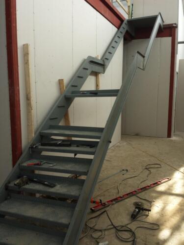 01442 Stairs Ladders