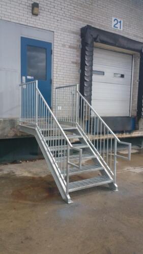 01455 Stairs Ladders