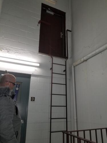 01469 Stairs Ladders